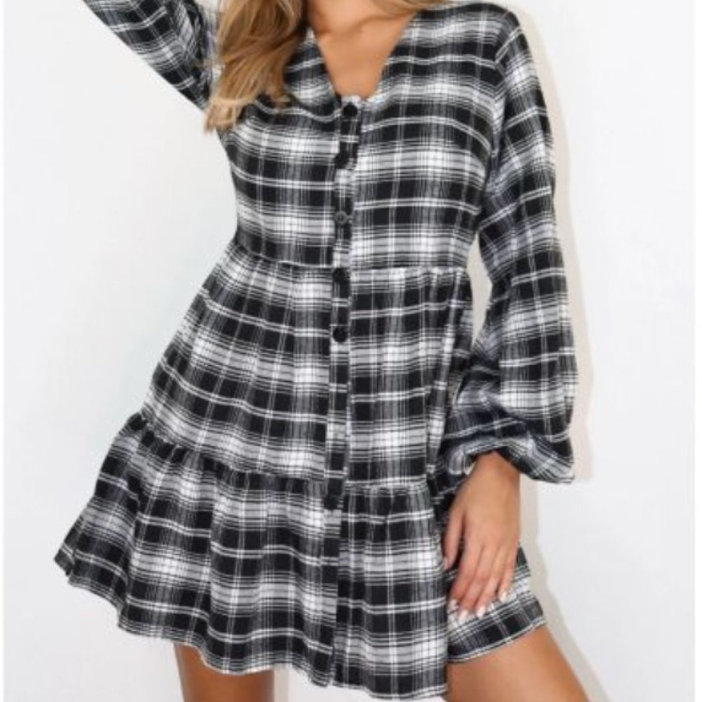 NWT Missguided Petite Button Thru Smock Dress in Black Check